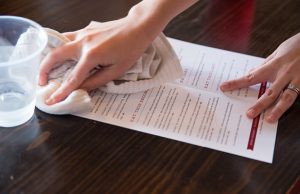 Xerox Premium NeverTear: nový syntetický papier s antimikrobiálnym náterom